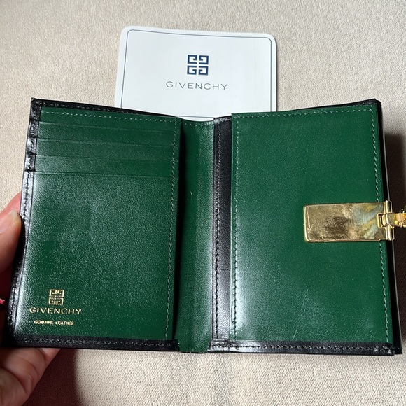 Givenchy Black Billfold Leather Wallet - Picture 1 of 8